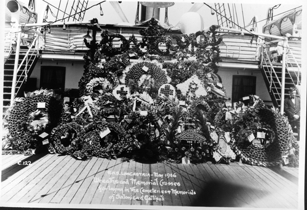 wreaths deck passengers lancastria galipoli veterans 1936326